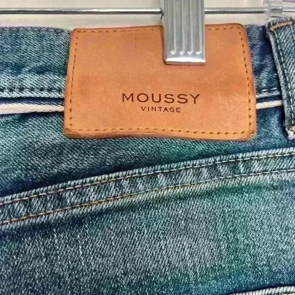 Moussy Vintage Evelyn Straight Wide Crop Frayed Jeans Blue Size 26 - Picture 8 of 11